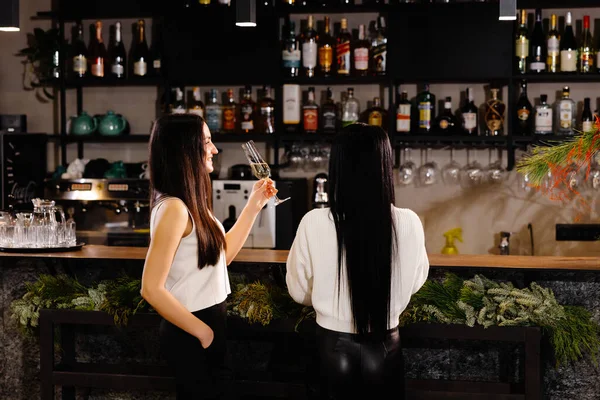 Two Happy Caucasian Female Friends Drinking Talking Sitting Table Bar — Stock Photo, Image