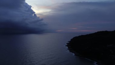 Yukarıdan Çarpıcı Okyanus Kıyısı