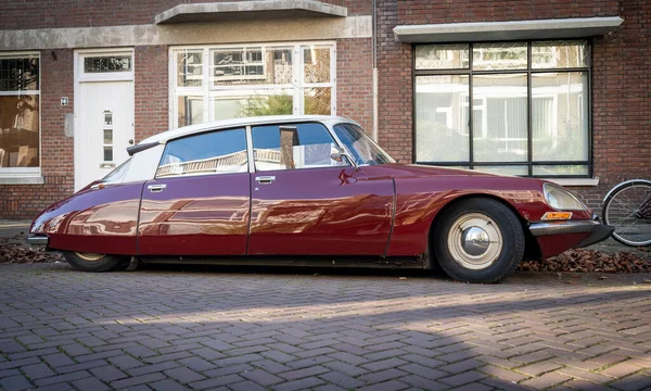 Hague Нидерланды 2022 Вид Сбоку Старенький Автомобиль Cron Special 1973 — стоковое фото