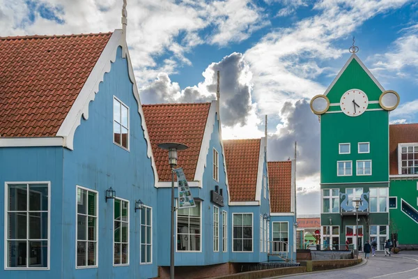 Zaandam 2023 Kleurrijke Huizen Met Traditionele Architectuur Nabij Treinstation Het — Stockfoto