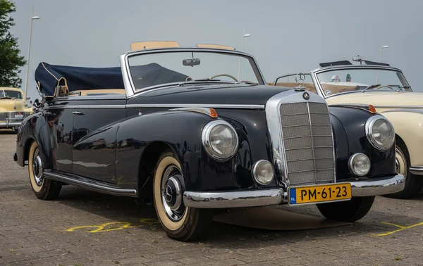 Lelystad Niederlande 2023 Oldtimer Mercedes Benz 300 Cabriolet Beim Nationalen — Stockfoto