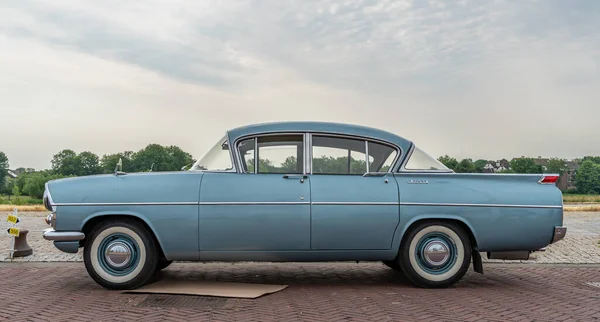 Lelystad Hollanda 2023 Klasik Ngiliz Yönetici Arabası Vauxhall Cresta 1959 — Stok fotoğraf