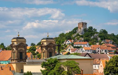 Kozi Hradek, Çek Cumhuriyeti 'nin Güney Moravya kentindeki Mikulov kasabasındaki geç dönem gotik bir topçu kulesi.