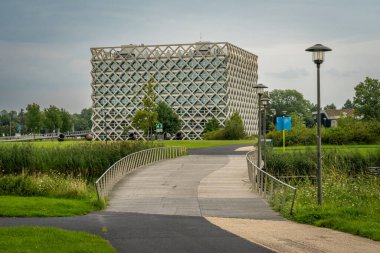 Wageningen, Hollanda, 11.08.2023, Wageningen Üniversitesi ve araştırma, üniversite kampüsünde Atlas Buidling görünümü