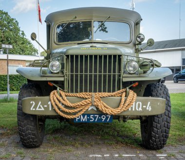 Coevorden, Hollanda, 02.09.2023, Dodge WC54 askeri ambulansı.