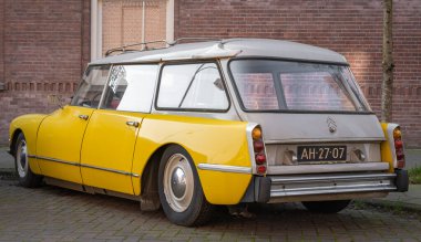 Amsterdam, Hollanda, 08.03.2024, Klasik Citroen ID 21F Mola 1967