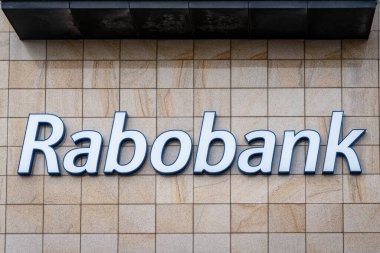 Amsterdam, Hollanda, 29.03.2024, binada Rabobank tabelası, Hollandalı çok uluslu bankacılık ve finans hizmetleri şirketi.