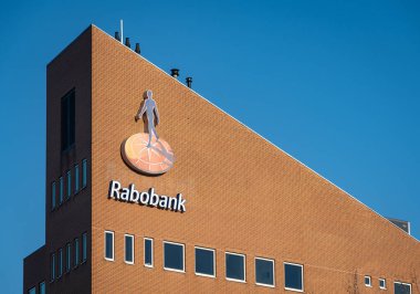 Dordrecht, Hollanda, 01.02.2025, Hollanda çok uluslu bankacılık ve finans hizmetleri şirketi Rabobank, İşaret ve logo