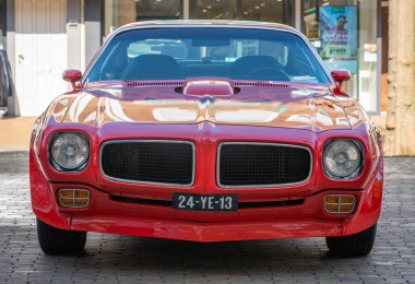 Katwijk aan Zee, Hollanda, 12.04.2025, Klasik Amerikan midilli arabası Pontiac Firebird Trans Am 1973 tarihli The Old timer Day Katwijk