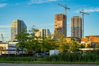 Amsterdam, Hollanda, 17.07.2025, SPOT Amsterdam, Amsterdam Zuidoost 'ta yeni konut geliştirme