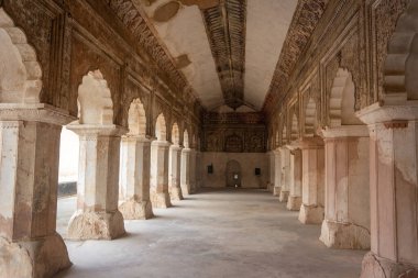 Orchha kalesi ve saray kompleksi, Madhya Pradesh, Hindistan.