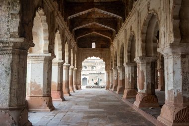 Orchha kalesi ve saray kompleksi, Madhya Pradesh, Hindistan.
