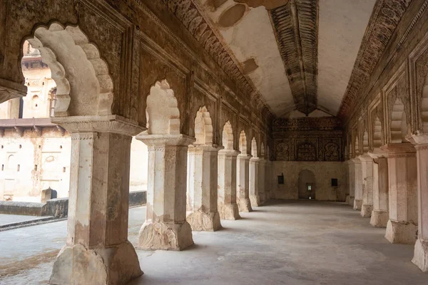 Orchha kalesi ve saray kompleksi, Madhya Pradesh, Hindistan.