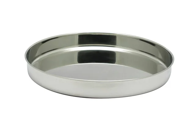 钢制器皿 放在白色背景上的钢制厨房用具的孤立图像 — 图库照片