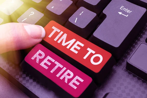 退職までの時間 銀行預金口座の言葉 年金計画を示すインスピレーション — ストック写真