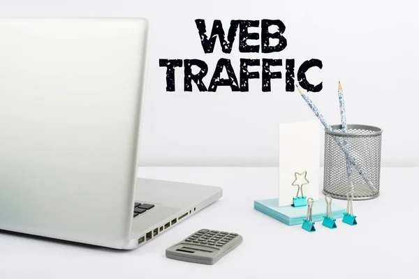 Text Rukopisu Web Traffic Word Napsaný Množství Uživatelů Webu Pokus — Stock fotografie