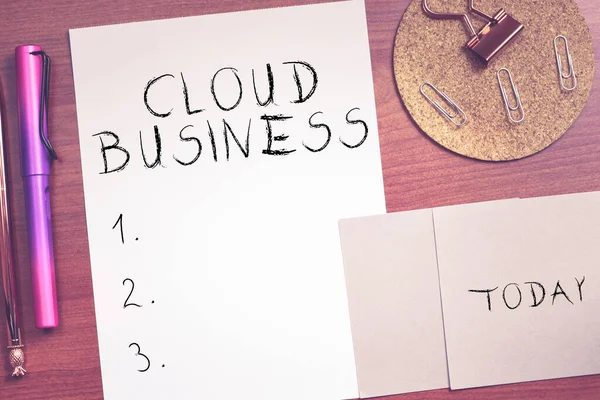 Znak Tekstowy Pokazujący Cloud Business Word Wpisany Internetowym Dostarczaniu Usług — Zdjęcie stockowe