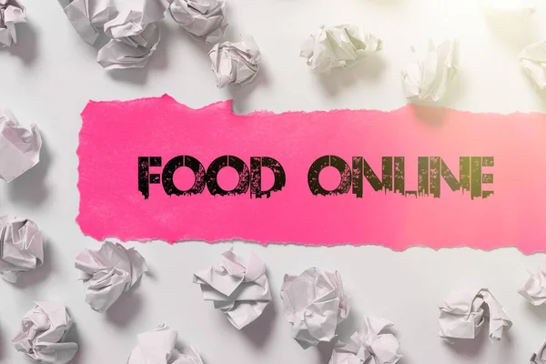 网上食品 在商店直接提供的网站上设置的各种食品概念 — 图库照片