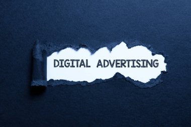 İlham veren Dijital Reklamcılığı gösteren metin, atanan İşletme Gösteri Grubu Yazarları Engelleme, Farklı Sonuç Sunma, Yeni Bir Yaklaşım Göster