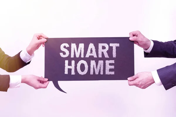 Text Bildtext Som Presenterar Smart Home Word För Automatisering System — Stockfoto