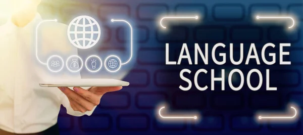 Textschild Mit Sprachschule Bildungseinrichtung Für Geschäftsidee Mit Schwerpunkt Fremdsprachen — Stockfoto