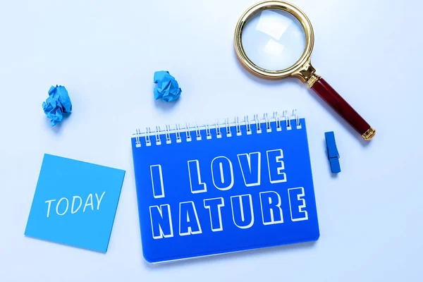 Tanda Teks Yang Menunjukkan Love Nature Ikhtisar Bisnis Kompetisi Strategi — Stok Foto