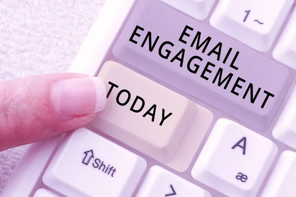 Χειρόγραφο Κείμενο Email Engagement Word Email Sent Out Information Audience — Φωτογραφία Αρχείου
