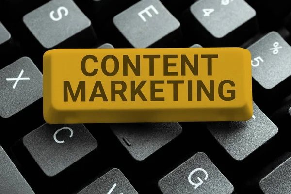 Bildunterschrift Präsentation Von Content Marketing Geschäftskonzept Beinhaltet Die Erstellung Und — Stockfoto