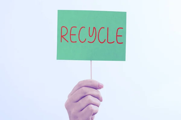 Εννοιολογική Λεζάντα Ανακύκλωση Επιχειρηματική Προσέγγιση Της Μετατροπής Των Αποβλήτων Νέα — Φωτογραφία Αρχείου
