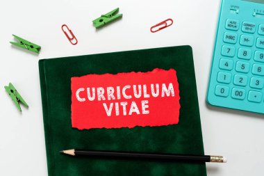 Müfredat Vitae sunan metin başlığı, bir kişinin kısa bir özeti üzerine yazılan Sözcük eğitim ve niteliktir