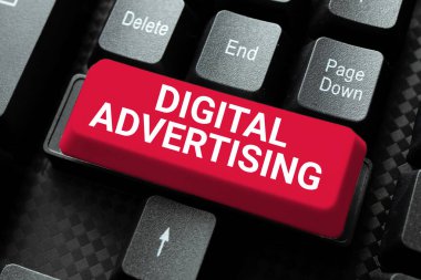 Metin Dijital Reklamcılık, İş Konsepti Çevrimiçi Pazarlama Sunucu Reklamları Kampanyası Yazılıyor