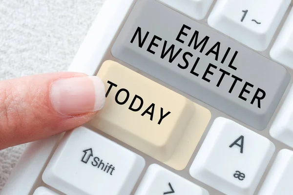 Tekst Pokazujący Inspirację Mail Newsletter Business Concept Email Sent Out — Zdjęcie stockowe