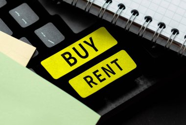 Satın Alma Sorusu Kirası 'nı sunan metin başlığı, kiralık evler hakkında bilgi veren kavramsal fotoğraf grubu