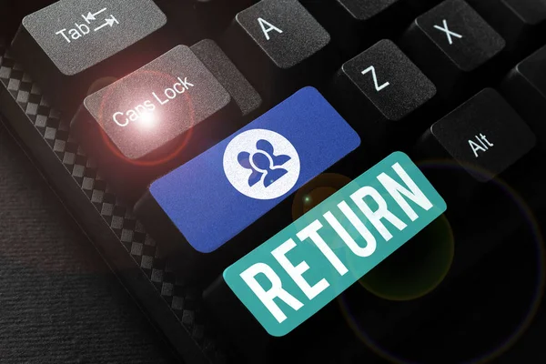 Return Word Act Coming Going Back Place You Started — стоковое фото