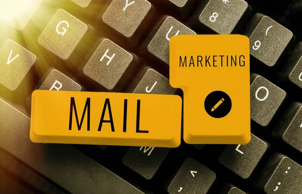 Sinal Escrita Mão Mail Marketing Vitrine Negócios Enviando Uma Mensagem — Fotografia de Stock