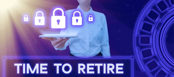 Tekst Met Inspiratie Time Retire Concept Betekent Bankspaarrekening Verzekering Pensioenplanning — Stockfoto