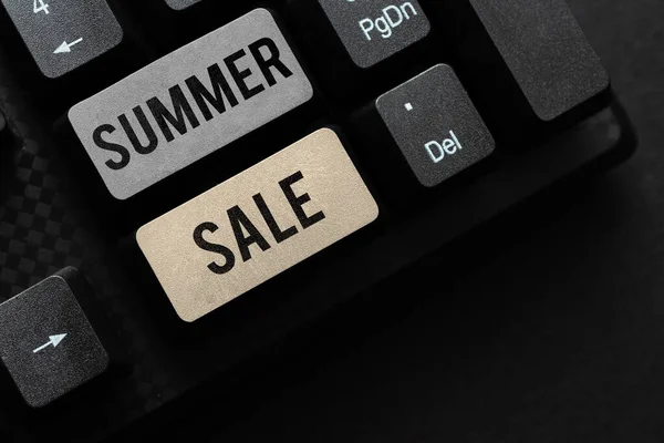 テキスト表示夏販売業夏の間に課される商品に割引の特別なタイプを考えます — ストック写真