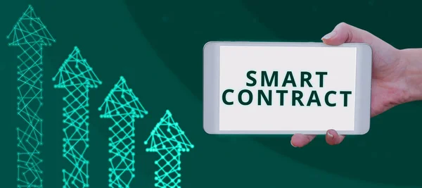 Sign Displaying Smart Contract Conceptual Photo Digital Agreement Control Transfer — Stock Photo, Image