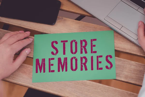 Знак Отображения Store Memories Обзор Бизнеса Процесс Ввода Хранения Данных — стоковое фото