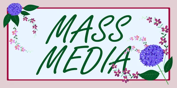 Exibição Conceitual Mass Media Business Approach Group Mostrando Notícias Público — Fotografia de Stock