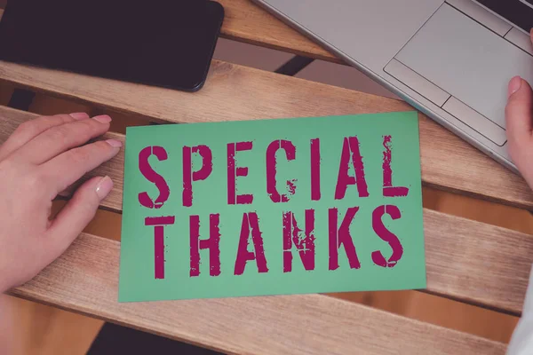 Sinal Escrita Mão Agradecimentos Especiais Palavra Escrito Apreciar Algo Alguém — Fotografia de Stock