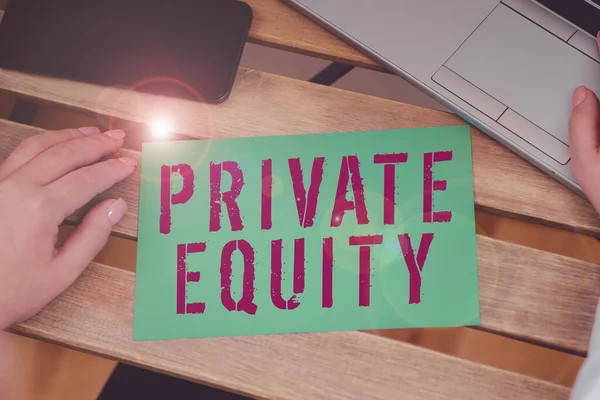 Bildunterschrift Private Equity Konzeptfotos Kommanditgesellschaften Bestehend Aus Fonds Die Nicht — Stockfoto