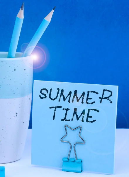 Testi Calligrafi Summer Time Business Vetrina Della Stagione Più Calda — Foto Stock