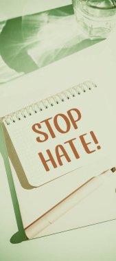 Yazı başlığı: Nefreti Durdur, Kavrama: Diğerlerine karşı saldırgan baskı ve sindirmeyi önle