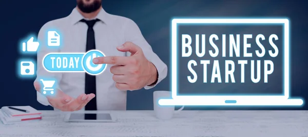 Szöveges Megjelenítés Business Startup Concept Jelentése Első Szakaszban Kereskedelmi Műveletek — Stock Fotó