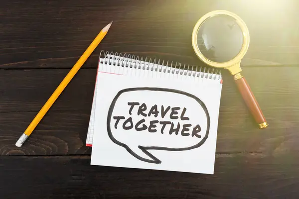 一緒に旅行にサインを示すインスピレーション 他の人が同行しながら休暇に行くビジネスショーケース — ストック写真