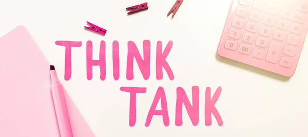 Texto Que Presenta Think Tank Internet Concept Thinking Innovative Valuable —  Fotos de Stock
