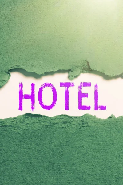 旅行者のための宿泊施設食事サービスを提供するホテル インターネットコンセプトの確立を示すテキストサイン — ストック写真