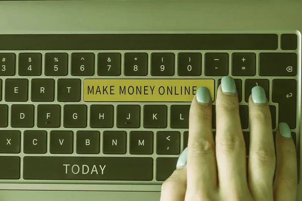 Znak Tekstowy Pokazujący Make Money Online Business Showcase Biznes Ecommerce — Zdjęcie stockowe