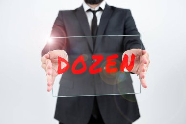 Kavramsal başlık: Düzinelerce, iş dünyası gösteri grubu veya 12 ürün yiyecek alışverişi.